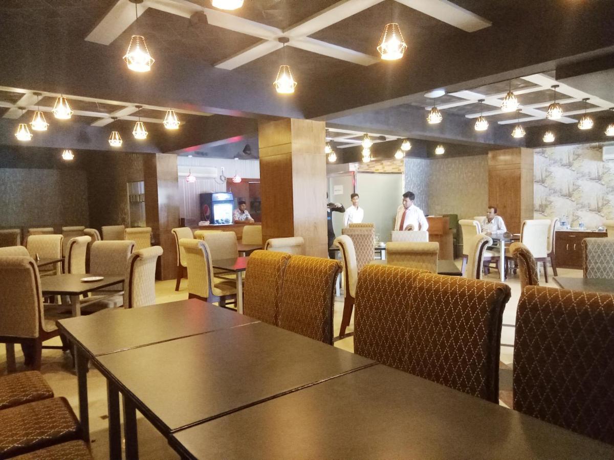 The Alina Hotel & Suites Chittagong Bagian luar foto